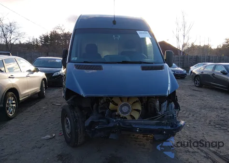 2018 Mercedes-Benz Sprinter 2500 Standard Roof V6 z USA, uszkodzony, nr VIN WD3PE7CD6JP633922